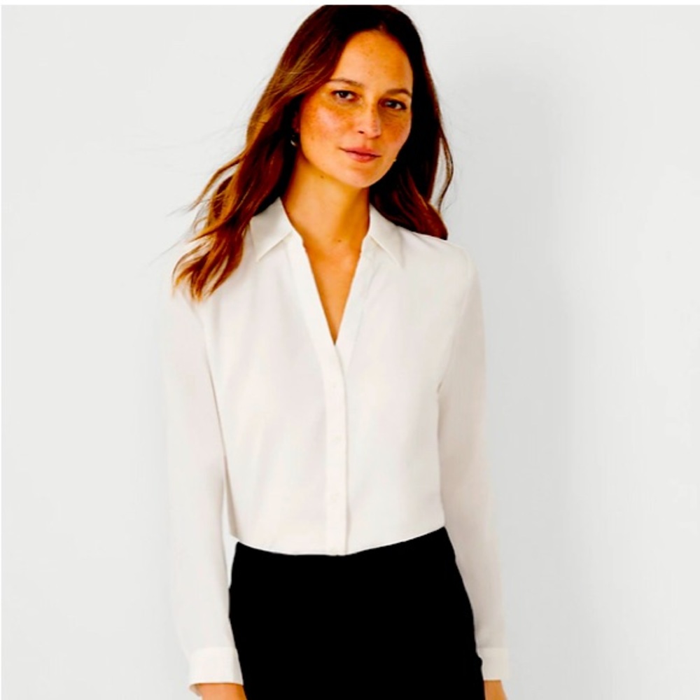 Ann Taylor Essential Shirt in Winter White, Size S